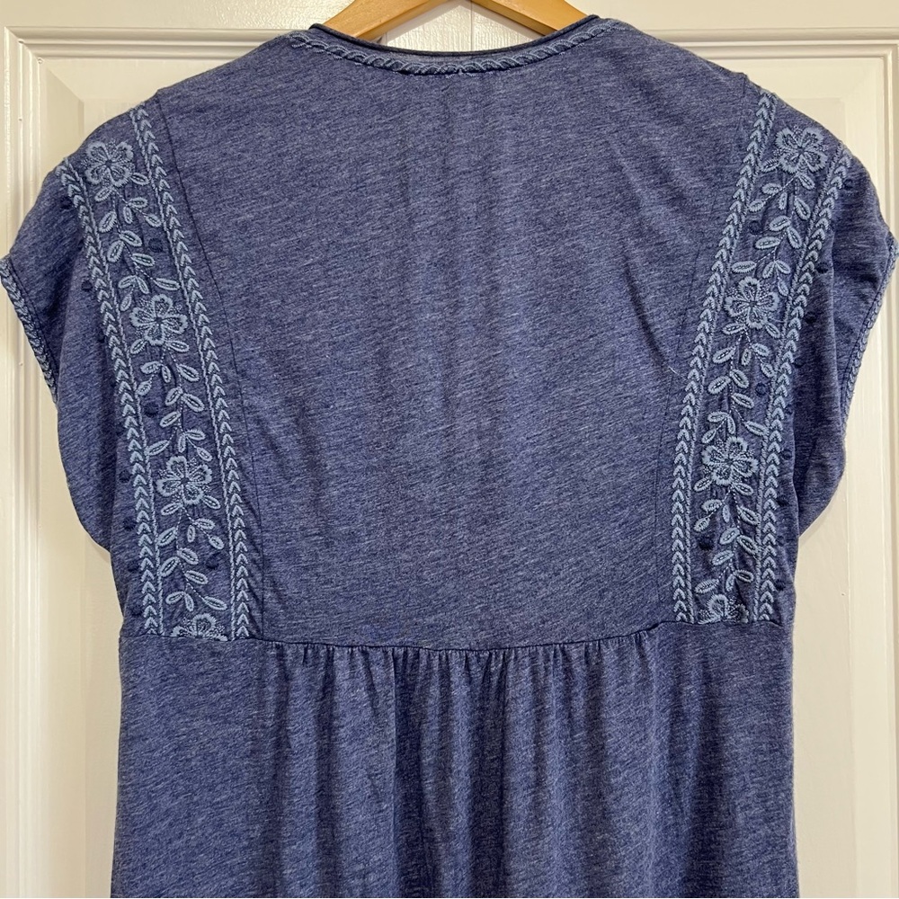 NEW Johnny Was Lei Lei Smocked Tier Dress Embroidered V-Neck Navy Blue Medium - Picture 7 of 13